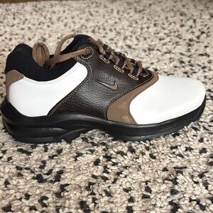Nike White, Black, and Brown Golf Shoes